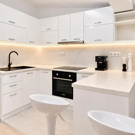 Spacious W/ Space For 6 Guests Apartamento